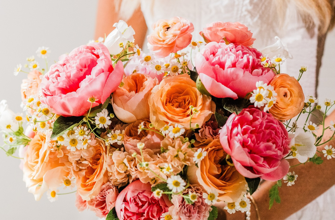 Backyard-Blooms-Hero